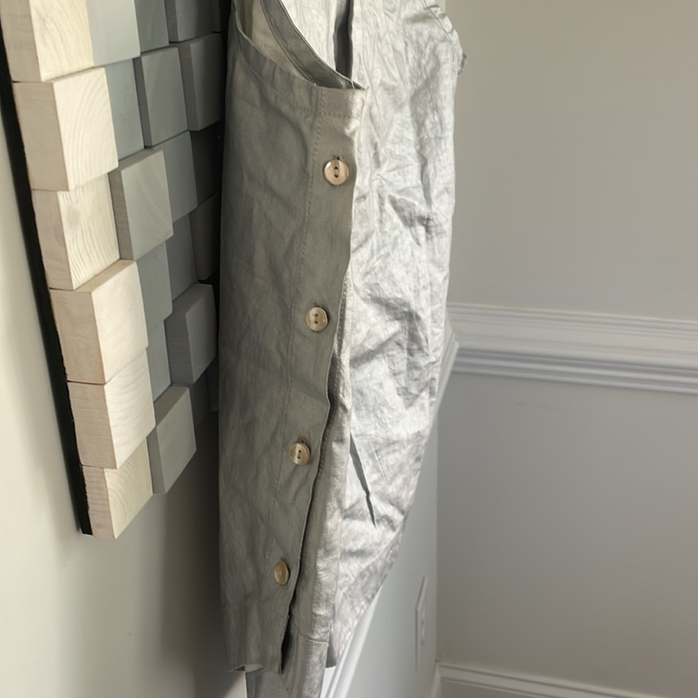 Metallic Coated Linen Tank - Picture 9 of 9